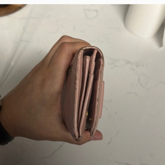 Prada Saffiano Bow Wallet in Pink - Picture 6 of 13